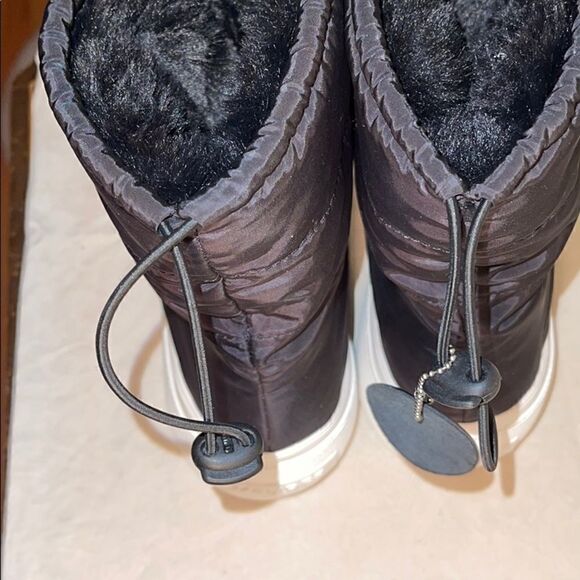 New J/slides NYC water repellent black boots - Picture 4 of 7